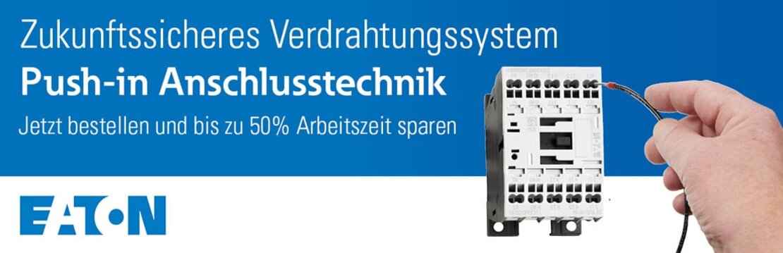 Hand verbindet Leitung mit Aderendhülse in Gerät von Eaton mit Push-in-Klemme. | © Eaton Electric GmbH